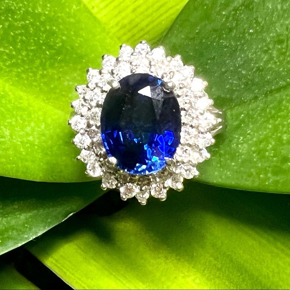 GORGEOUS 3.3 Ct NAVY BLUE SAPPHIRE & CZ 925 STERLING SILVER WOMEN COCKTAIL RING - Picture 16 of 16